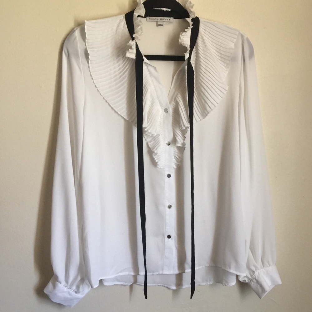 Haute Monde ruffle white blouse Large